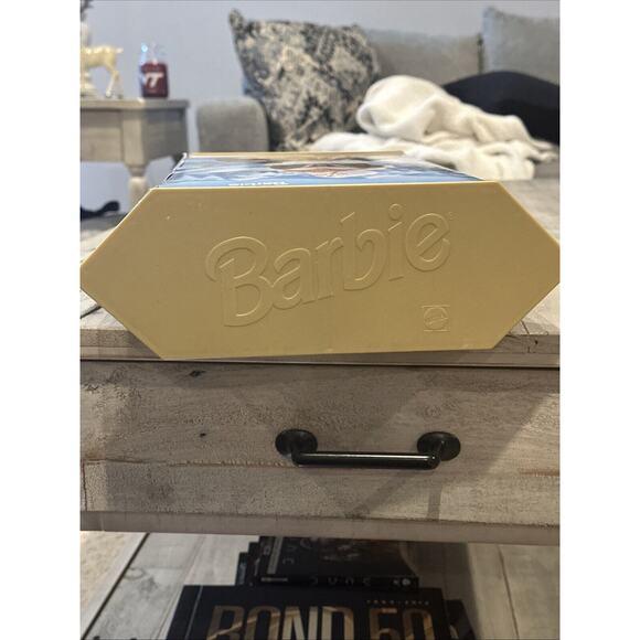 Mattel 1996 Happy Holidays Barbie Doll Special Edition Collectors Item New - Picture 12 of 12